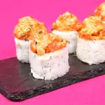 Spicy Salmon Uramaki 4Pcs